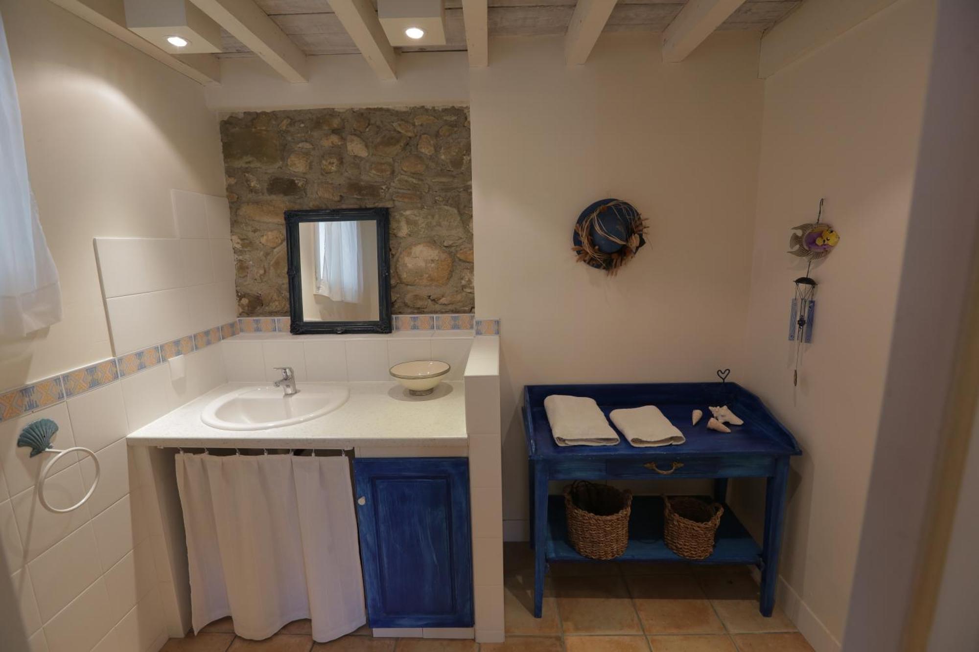 Gites Lou Pataclet Charols Room photo